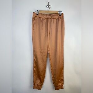 NWOT Banana Republic peach satin jogger‎ pants XS
